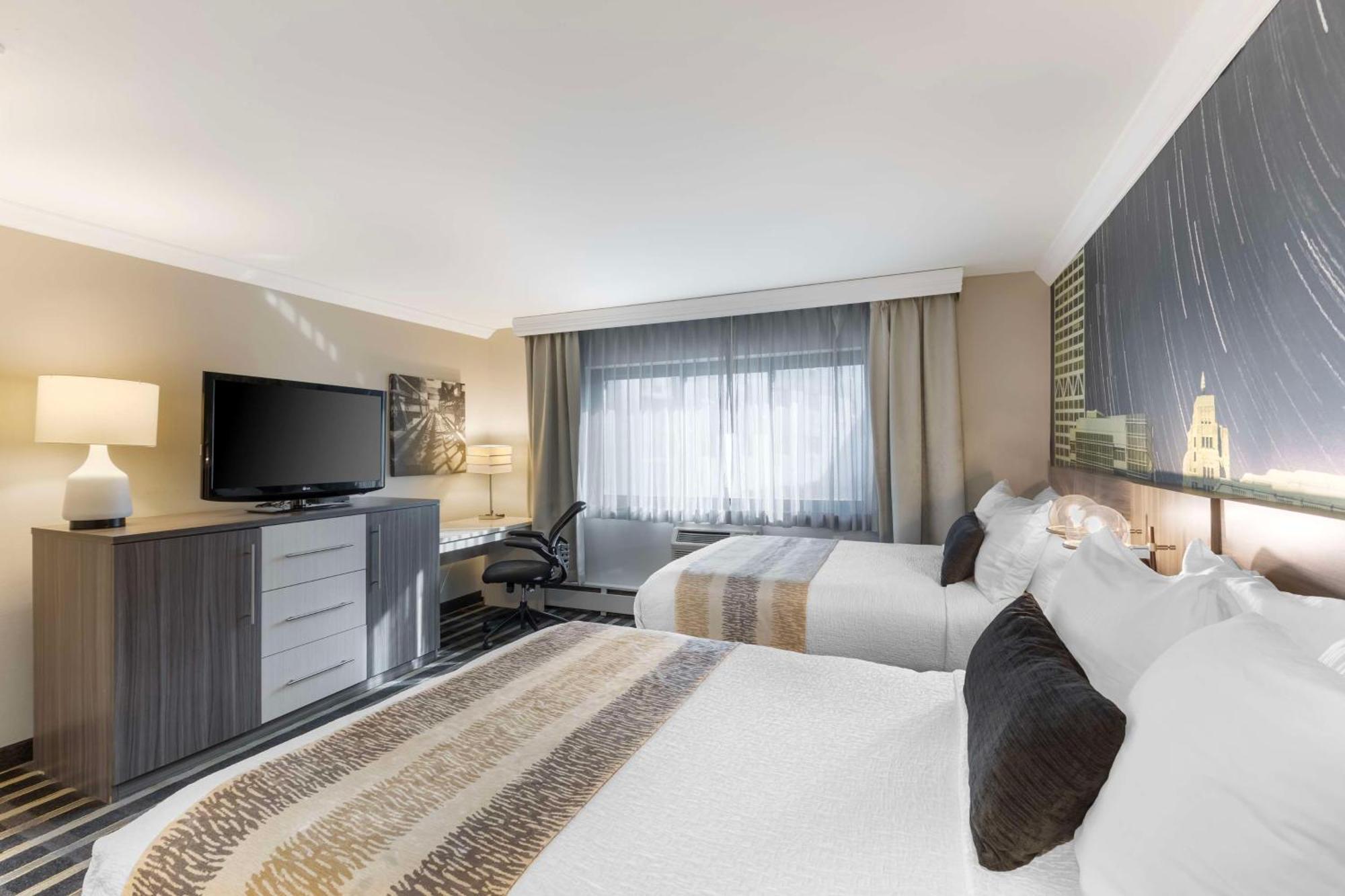 Best Western Plus Milwaukee West Exteriör bild